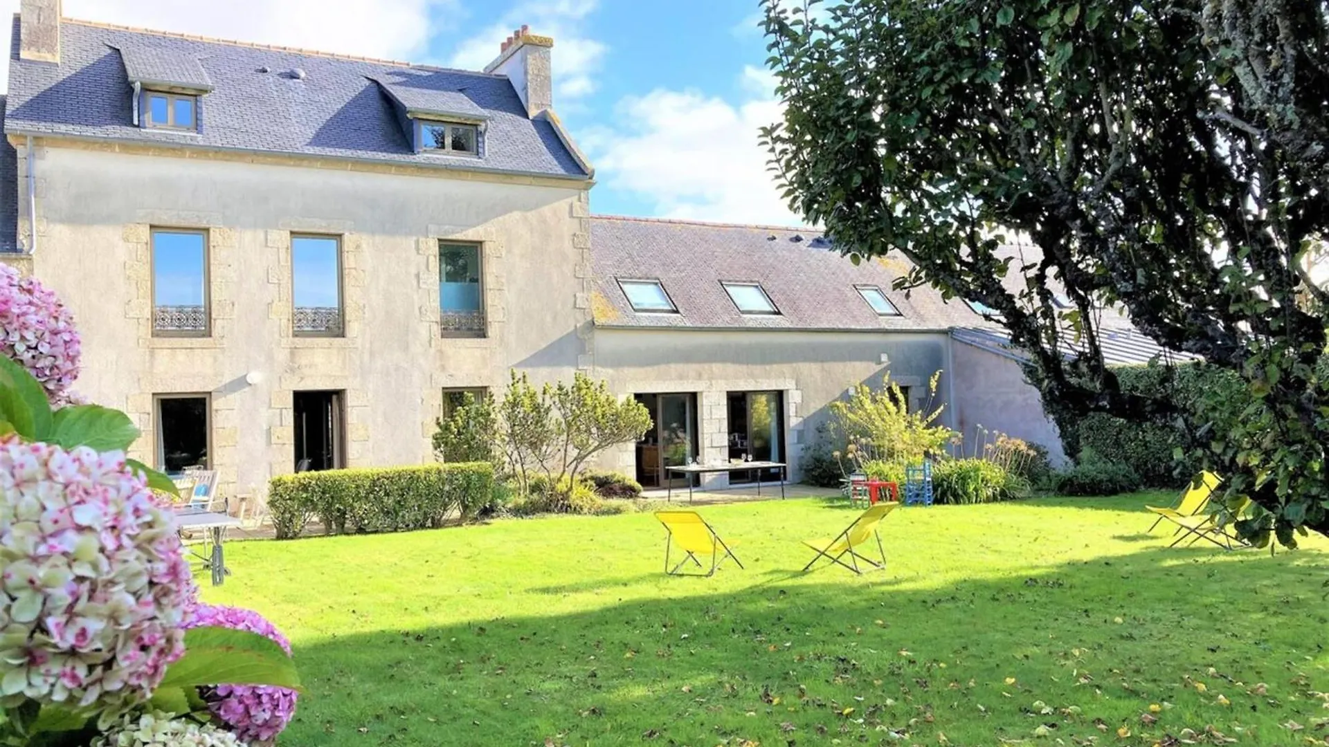 Manoir Du Scluz-Prestigieux Domaine Vue Mer La Terre du Pont Nyaraló